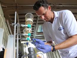 Adrian Marchetti Examines Marine Biodiversity in the Galápagos