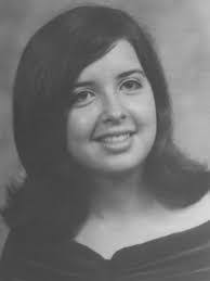 Ellis Mullins's Instagram, Twitter & Facebook