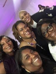 Victoria Burrell's Instagram, Twitter & Facebook