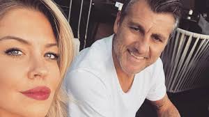 Explore quality entertainment images, pictures from top photographers around the world. Costanza Caracciolo Suo Marito Bobo Vieri Papa Perfetto Per Stella