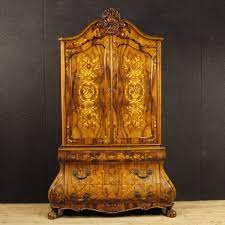 Italian Cabinet In Wood With Floral Decorations Parino Thumb Mg 8863 1024 Main 636534236135101920 Mobili Antichi Negozi Di Antiquariato Arredamento Artistico