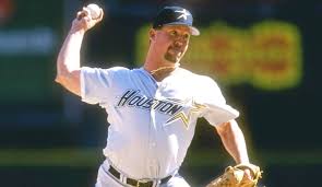 Daughter of former NL All-Star earns baseball scholarship to college in  Louisiana