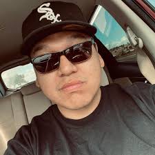 Marcus King showcases how he warms up