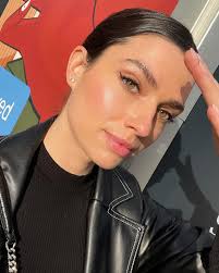 Nicole Harrison (@nicoleharrison) • Instagram photos and videos