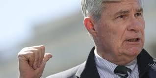 Democrats' Bill Would Extend Social Security and Medicare Solvency 'As Far  as the Eye Can See'