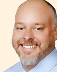 Shane Kinney's Instagram, Twitter & Facebook