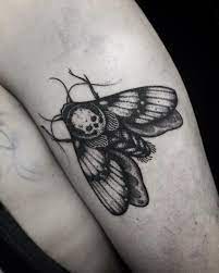 Black Moth On Josheatspancakes Done True Body Art Blackwork Blackworkers Tattoo Blacktattoo Onlythedarkest Milano Milanota Tatuagem Tatoo Rabiscos