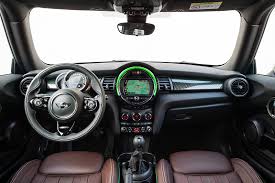 The 2018 mini cooper ranked #6 in subcompact cars. Foto Mini Cooper 60 Years Edition 3 Tuerer Innenraum Vergrossert
