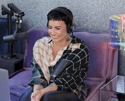Demi lovato, misgendering can suck, actually! Singer Demi Lovato Now Identifies As Non Binary And Uses They Them As Pronouns Wtrf