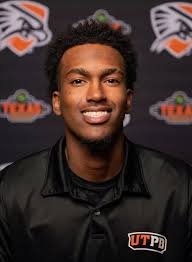 Joel Vasquez's Instagram, Twitter & Facebook