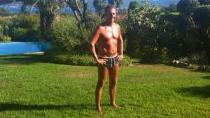 Nach der demontage der regierungskoalition in österreich ist unter den einstigen partnern ein offener streit ausgebrochen. Neuer Trend Oben Ohne Im Osterreichischen Wahlkampf Welt