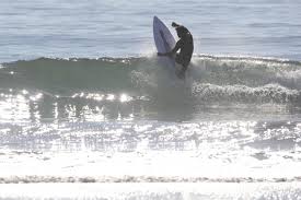 2021年7月28日10時26分  サーフィン女子3位決定戦で波を攻める都筑有夢路（共同） ＜東京オリンピック（五輪）：サーフィン＞◇27日◇女子3位決定戦◇千葉・釣ケ崎海岸 新競技のサーフィン女子で、都筑有夢路（あむろ、20）は銅メダルを獲得した。 7 U0uwdsczhumm