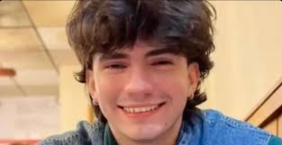 Tragedy in Miami Beach: Swimmer Dies Saving Sister from Rip Current