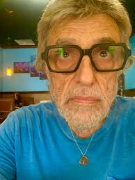 Any restaurant s open in Dalton today ?