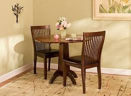 Nevada 3 Pc Dining Set Dining Sets Raymour And Flanigan Furniture Mattresses Dining Sets Modern Dining Chairs Living Dining Room