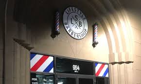 Bei barber house finden sie in hamburg und münchen ein stilvoll eingerichteten barbier,. Lifestyle Barbershop Yuba City Book Online Prices Reviews Photos