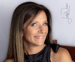 Lesley Naomi Photography