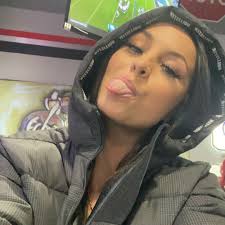 Ashton Carrigan's Instagram, Twitter & Facebook