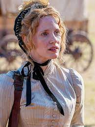 Jessica chastain red carpet premiere arrivals tiff 2017 | screenslam. Woman Walks Ahead Cinestudio