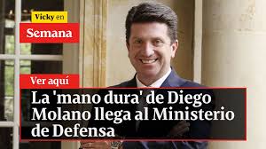 El doctor diego molano pasó de atender niños a bombardearlos. La Mano Dura De Diego Molano Llega Al Ministerio De Defensa