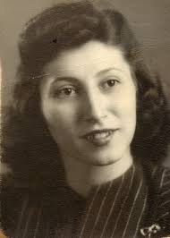 Elizabeth 'Betty' June Wright Hull, 90