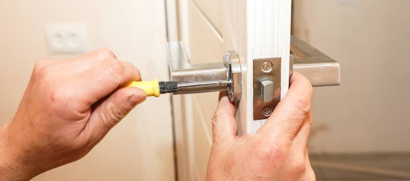 Summit Security Locksmith technician working in Draper