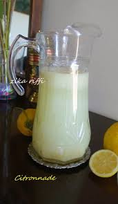 Citronnade Ou Limonade Au Citron Bio Cuisine De Zika Citronnade Liqueur Maison Limonade