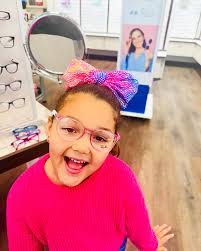 Eloise Lynn (@poolprincess19) • Instagram photos and videos