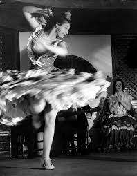 Kincses Karoly Kertesz Es Brassai Elott A Modernizmus Elozmenyei A Magyar Fotografiaban Ballerini Di Flamenco Fotografia Di Ballo Flamenco