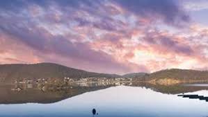 Jahrhunderts künstlich angelegter stausee, der den mittellandkanal bei niedrigwasser mit wasser speist, um die schifffahrt auch in extrem trockenen sommern. Edersee Atlantis Vorbei Endlich Wieder Wasser Da Landkreis