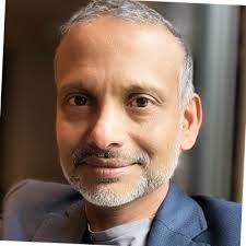 Nonlinear recurrent inhibition through facilitating serotonin release in  the raphe