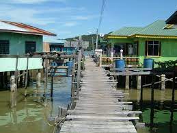 I was stared while first reach the junction in front his house. Pelacuran Berleluasa Di Kampung Air Citizens Journal Malaysia