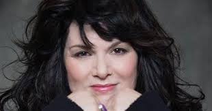 I am Charlie Wilson's Superfan (I love His Songs and Music they make me  Super happy cause He's Superman ) 💕💕💕💓