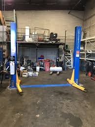 No car lift leaves the manufacturing plant until it has been fully assembled, connected, tested and readied for further use. Universalift 11kaf 2 Post Truck Lift North American Auto Equipment
