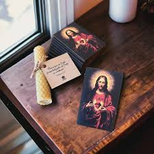 Kit Vela + mini icone - Lembrancinha Sagrado Coração de Jesus - Ícones  Católicos, Jogos, Velas, Tábuas e Presentes | Beraká Artigos