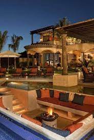 33 Cozy And Welcoming Backyard Design Ideas With Fire Pit Backyard Luxury Mansions Mediterranean Homes