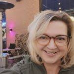 Heather Nuckolls's Instagram, Twitter & Facebook