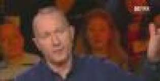 Au cours de cette discussion, il reconnaît que la notoriété a joué dans l'usure de son couple au fil des années. Pascal Soetens Menace Au Couteau Par Une Fille Il L A Retrouve Video Sur Buzz Insolite Et Culture