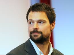 Сейчас вышел шестой его сезон, где данила козловский играет киев. Danila Kozlovskij Sygraet Knyazya Olega V Seriale Vikingi Ekspress Gazeta