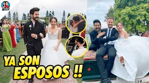 Evaluna montaner started her first musical debut when she appeared in the music video of ricardo montaner. Entre Lagrimas Asi Reacciono Camilo Al Ver A Evaluna Vestida De Novia Youtube