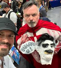 More Invincible cosplay at sdcc! First time Ive seen an Ursaal cosplay!