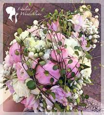 Check spelling or type a new query. Traumhaft Schon Und Ganz Besonders Ein Abfliessender Brautstrauss Mit Pfingstrosen Blumenstrauss Hochzeit Brautstrauss Hochzeitsmotto