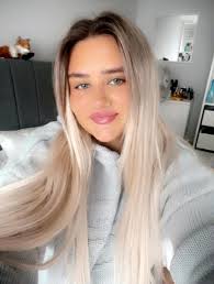 Hey everyone! My name is Becca, I'm 26 and I'm from Ireland 🇮🇪 I am  currently doing regional work north of Sydney but will be arriving in  Sydney very soon! I am