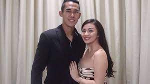 Anak pertama dari 2 bersaudara. Ryuji Hapus Foto Bersama Ariel Tatum Pertanda Kisah Cinta Buyar Halaman 1 Tribun Lampung