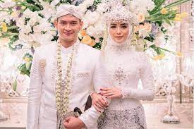 Sebelum meninggal, ayah citra kirana maksa pengin pulang: Momen Momen Tak Terlupakan Dari Pernikahan Rezky Adhitya Dan Citra Kirana Halaman All Kompas Com