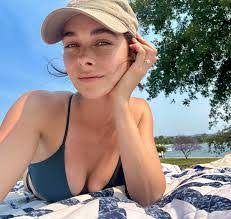 Ally Paige's Instagram, Twitter & Facebook