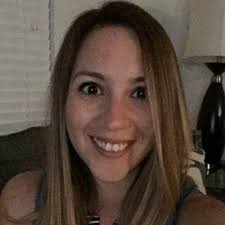 Nayeli Gonzalez (@naye1124)