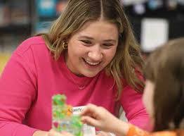 Amy Burgard's Instagram, Twitter & Facebook