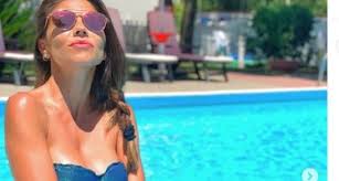 In una lunga intervista rilasciata a oggi, flora canto ha raccontato come ha trascorso la quarantena insieme alla sua famiglia e al suo compagno enrico. Enrico Brignano Ultime Notizie Flash