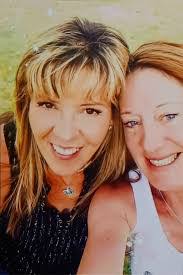 Loretta Bowling's Instagram, Twitter & Facebook